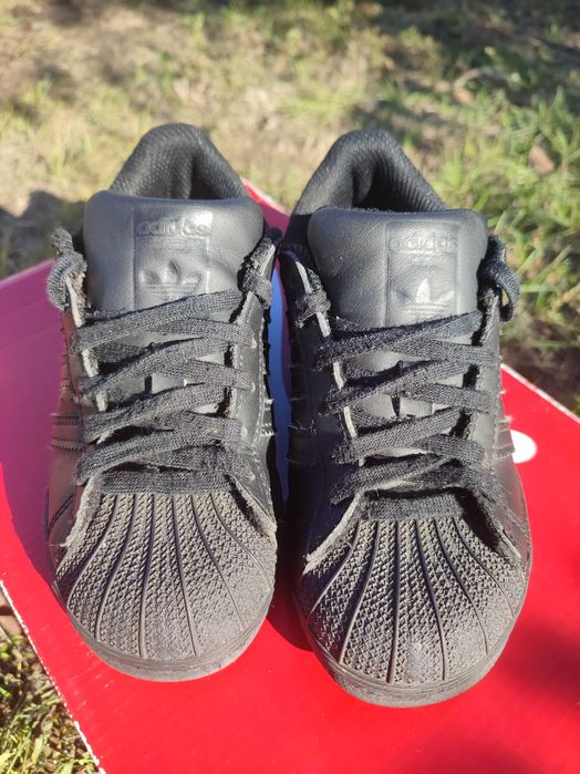 Adidas superstar