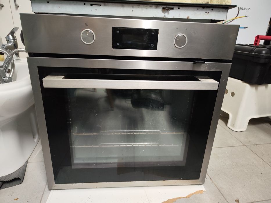 Forno ventilado IKEA (Whirlpool)
