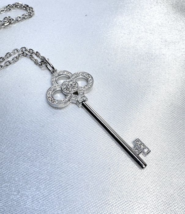 Подвеска ключ бриллианты