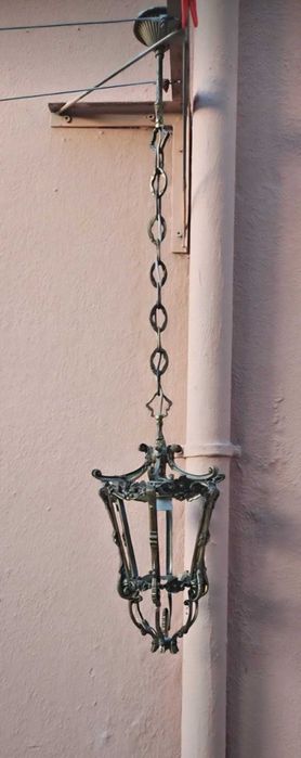 Venho dois lindos candeeiros.