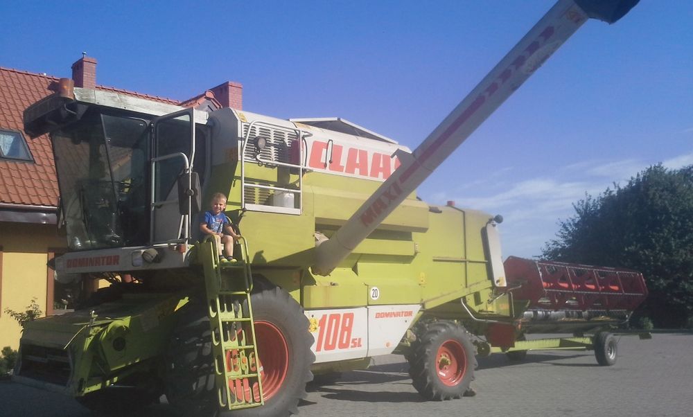 Claas dominator 108 maxi.   208.  204