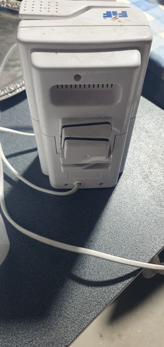 Vendo amulador de facas e abre latas  elétrico.