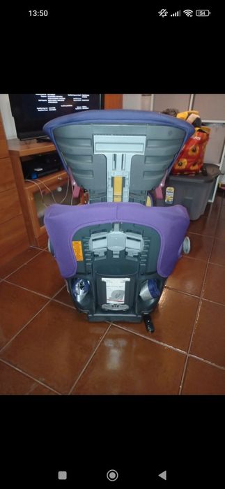 Cadeira auto Britax Römer Evolva 1-2-3 roxa, adequada para crianças dos 9 aos 36 kg