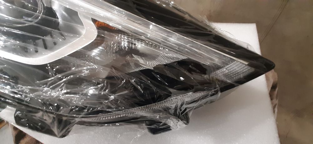 Фара Ford Edge SEL