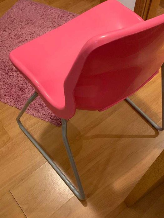 Conjunto escritório menina(cadeira+tapete)