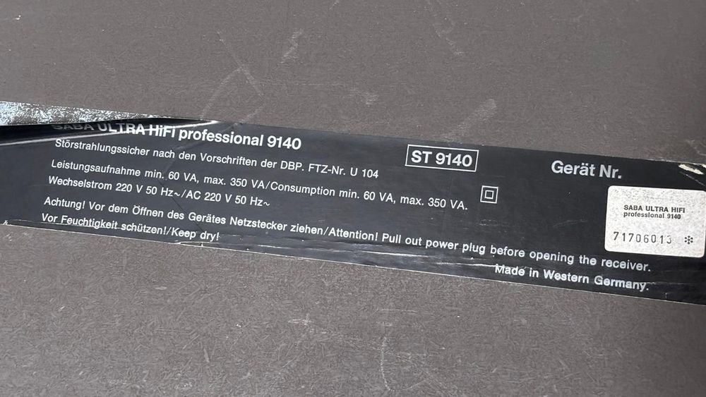 Amplituner niemiecki marki Saba ST9140