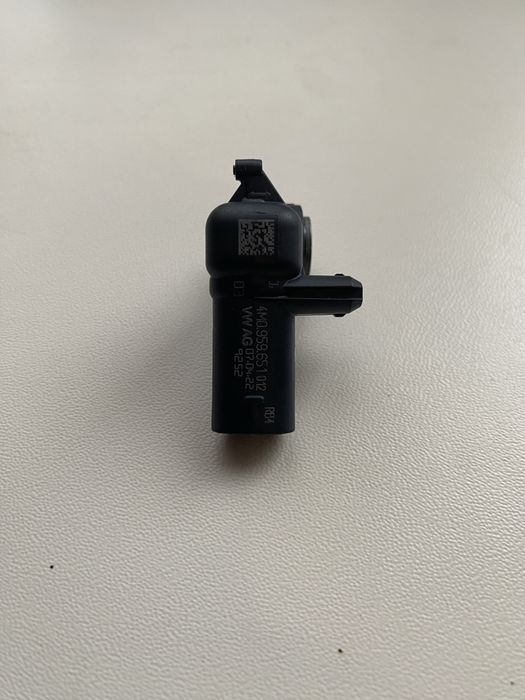 Датчик удару audi a4 a5 q7 4M0959651 оригинал