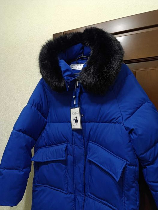 Куртка жіноча пуховик з капюшоном хутро відстібається