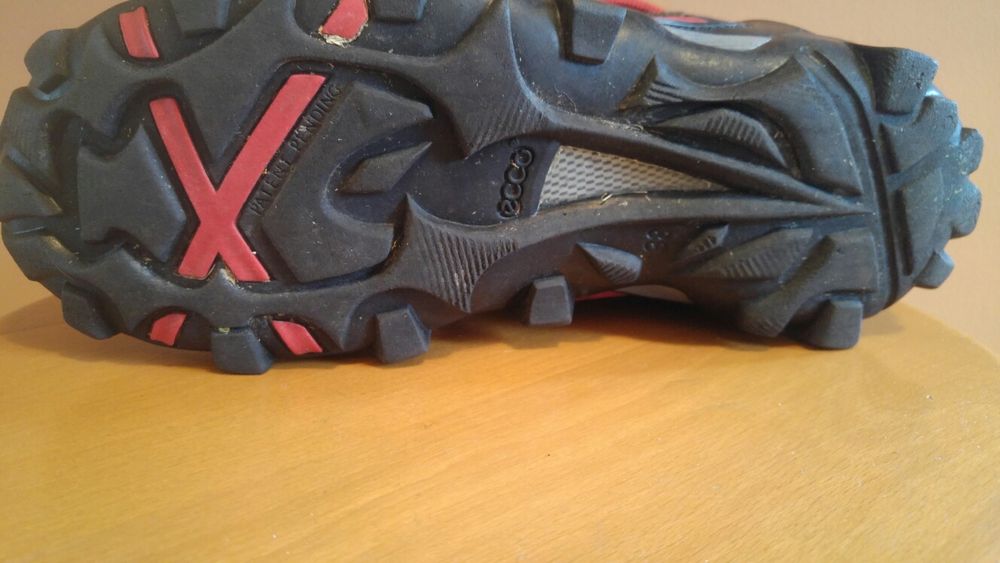 Buty ecco