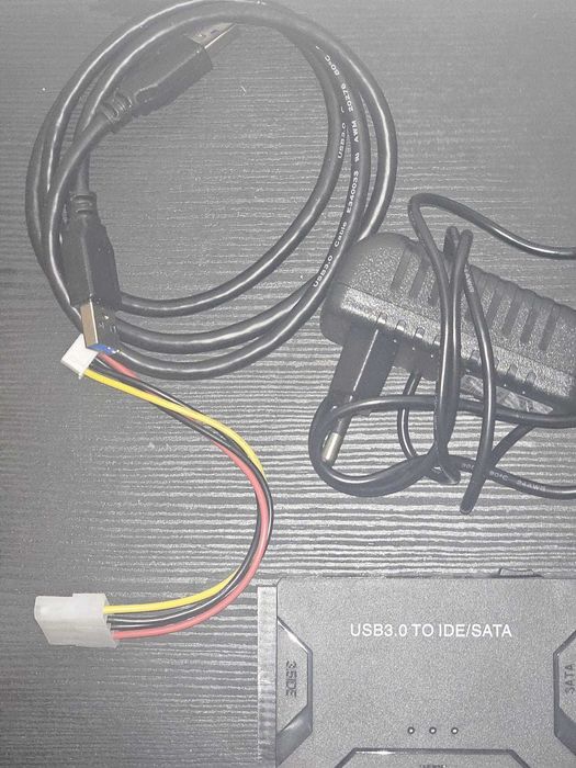 Adaptador Universal USB 3.0 para Discos SATA e IDE (c/ Alimentação)