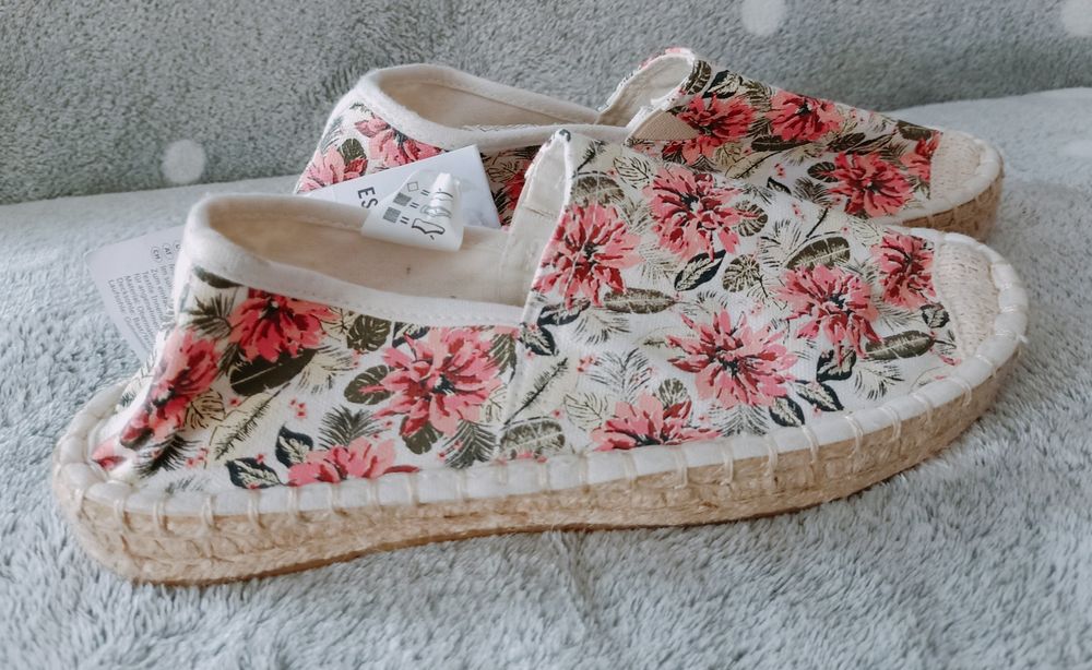 Buty damskie espadryle kwiaty kwiatowe łąka esmara 37 Lidl