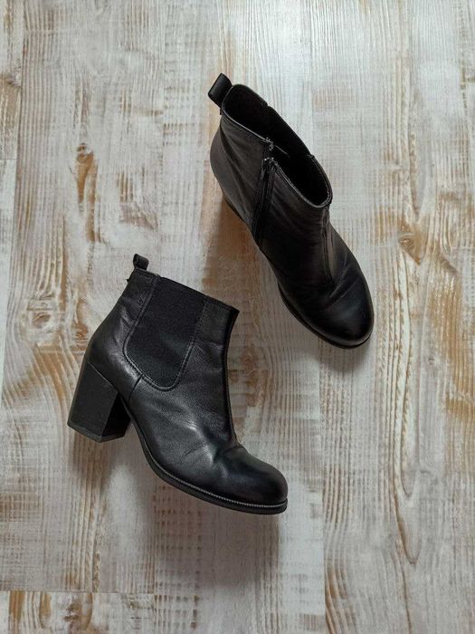 Класичні шкіряні ботильйони Vagabond 41рр