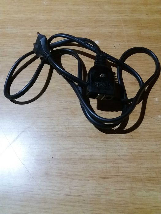 кабель питания на магните 12а\220в для кухонной техники