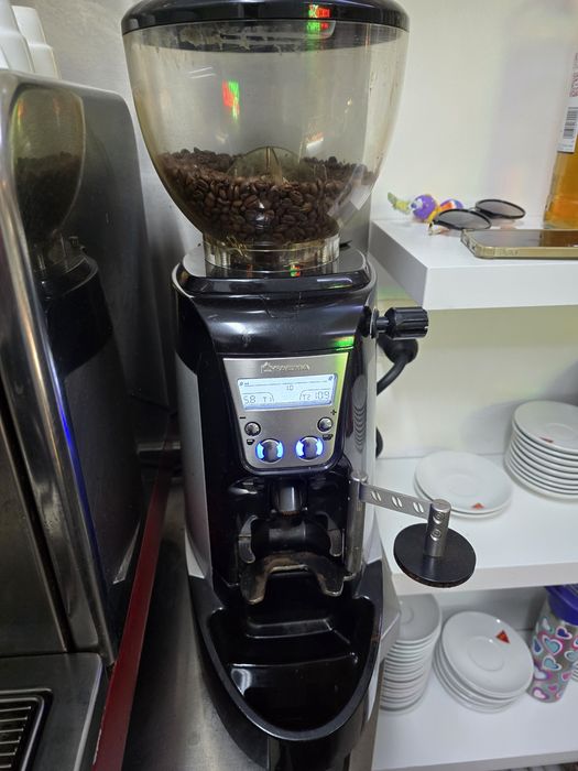 Moinho cafe eletrico como novo