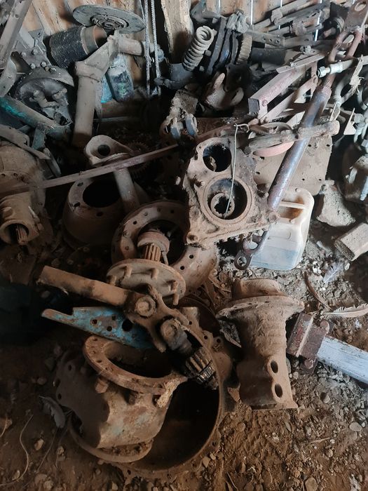 Запчастини трактор т 40