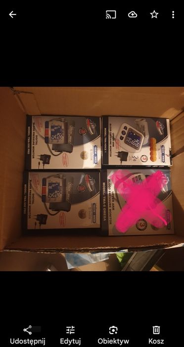 Ciśnieniomierze i termometry.