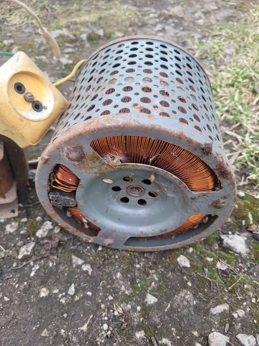 ЛАТР лабораторный трансформатор