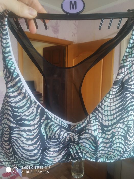 Продам купальник,верх