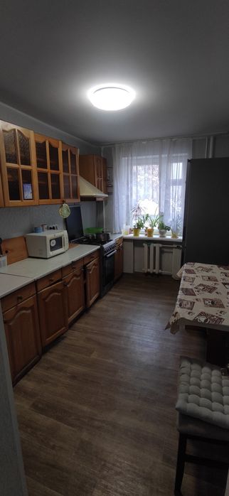 Здається кімната по бульвару Незалежності для однієї людини