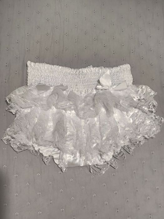 Spodenki damskie z falbanką i koronką, styl wiktoriański, one size