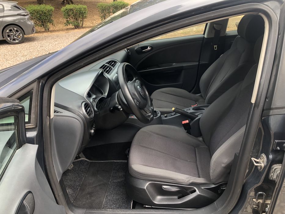SEAT Leon — fotografia 5