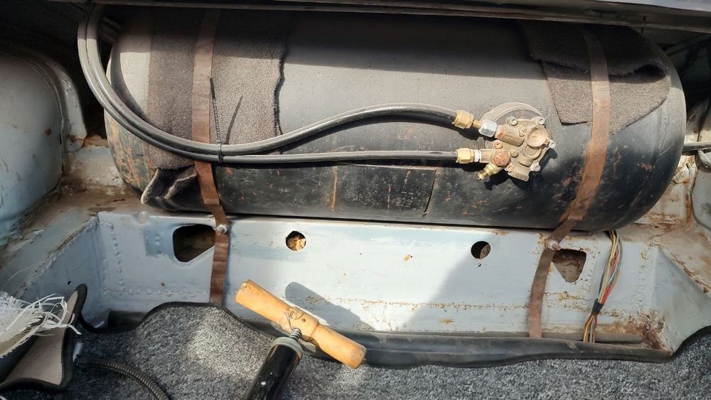 Продам Ваз 2105 в нормальном состоянии