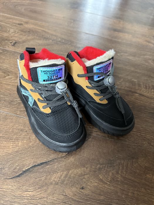 Нові дитячі зимові чобітки