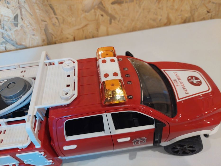 Bruder Dodge Ram Straż