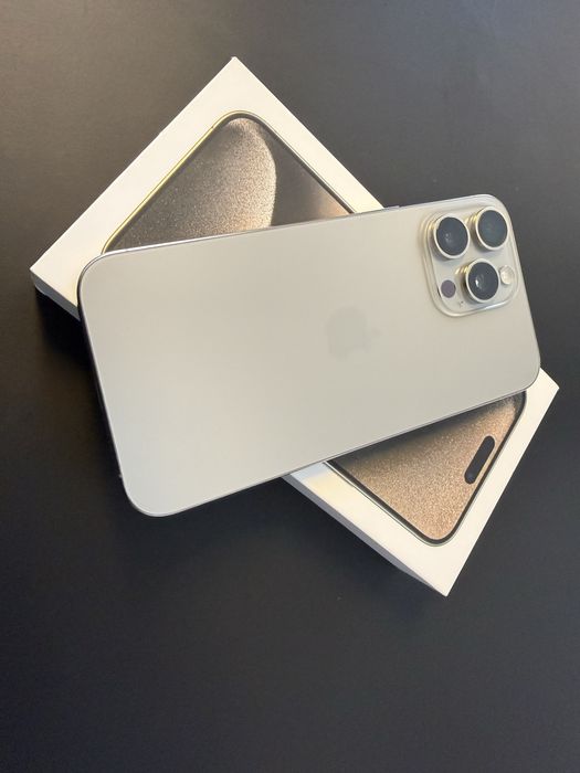 Iphone 15 pro max 256 bateria 100%