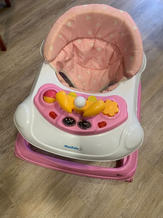 Andador de menina, a funcionar perfeitamente