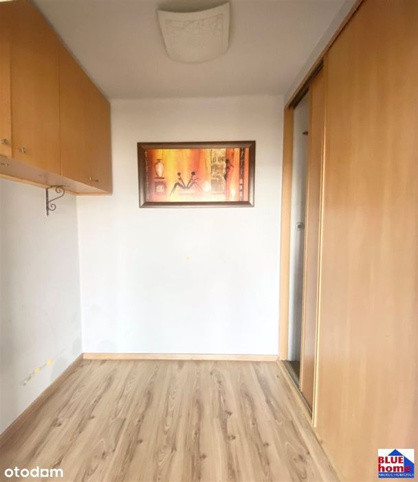 2 pokoje -4 piętro z balkonem .