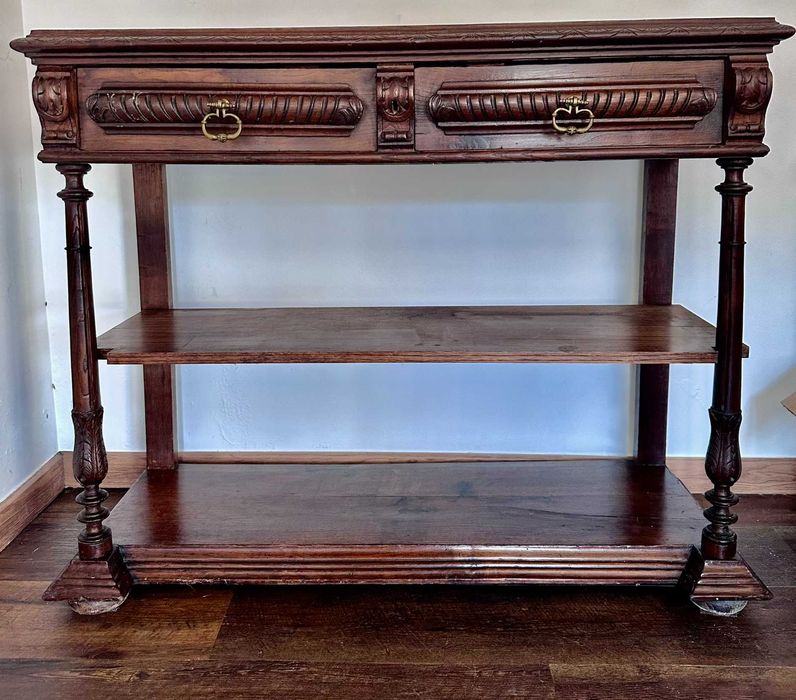 Aparador Antigo de patamar / Consola Antiga de Estilo Eclético