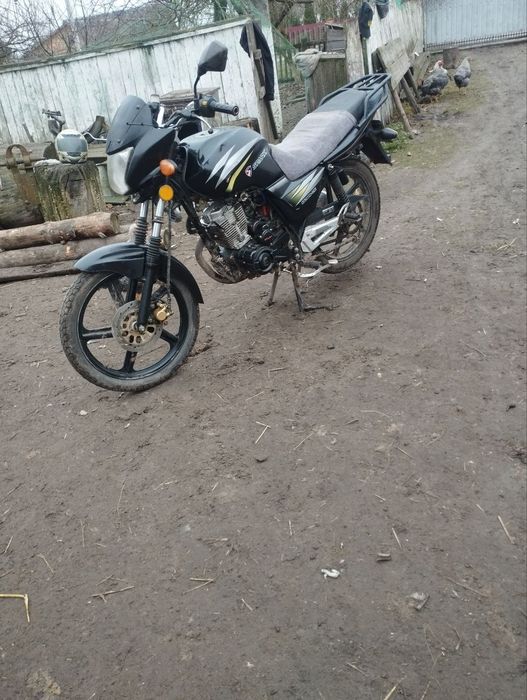 продам мотоцикл заводиться їде