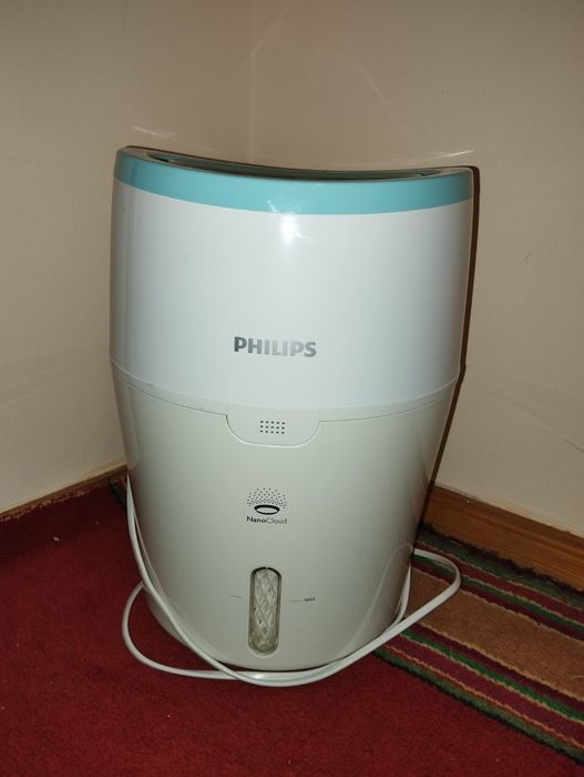 Продам зволожувач повітря Philips