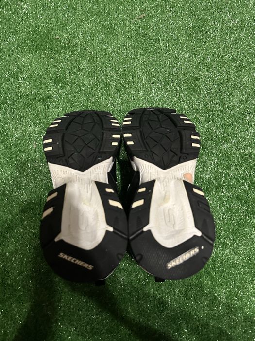 женские ботинки Skechers Stamina V2. 41