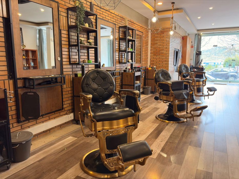TRESPASSE — Barbearia com Estúdio de Tatuagem | Santo António dos Cavaleiros