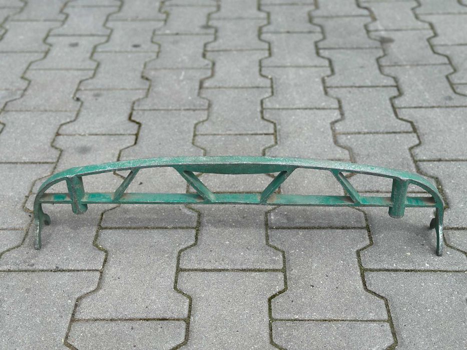 A332. Ustawiacz noży w grubościówce 630 mm