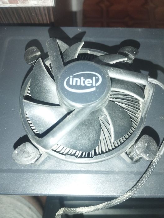 ASUS H81M-K + Xeon E3-1240 v3 + кулер