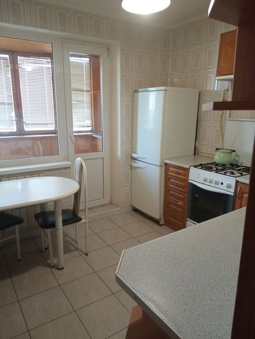 Оболонь , 2-кім. вул Героїв Азова,7 погодинно, подобово