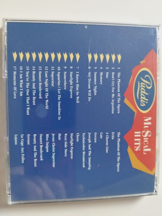 *Puddis Musical Hits / Grease Evita Cats Hair West Side Story Chess