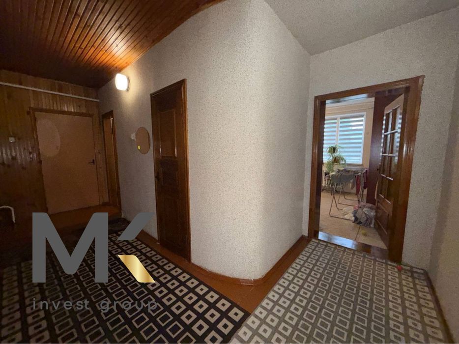 Будинок на першій лінії водосховища. Макарів. 45 соток простору і тиші