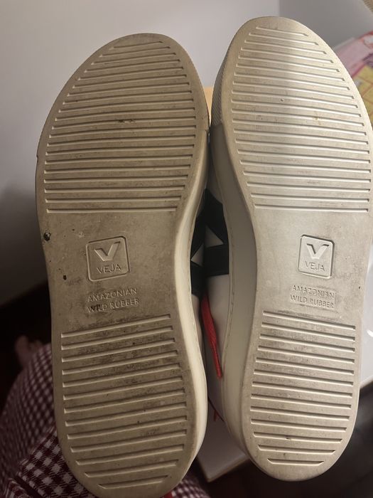 Sapatilhas Veja em excelente estado