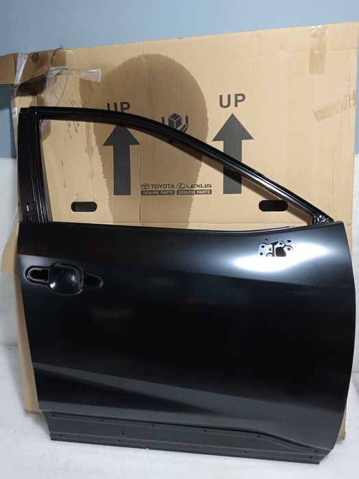 Передні праві двері Toyota Rav 4 50 2018- оригінал нові