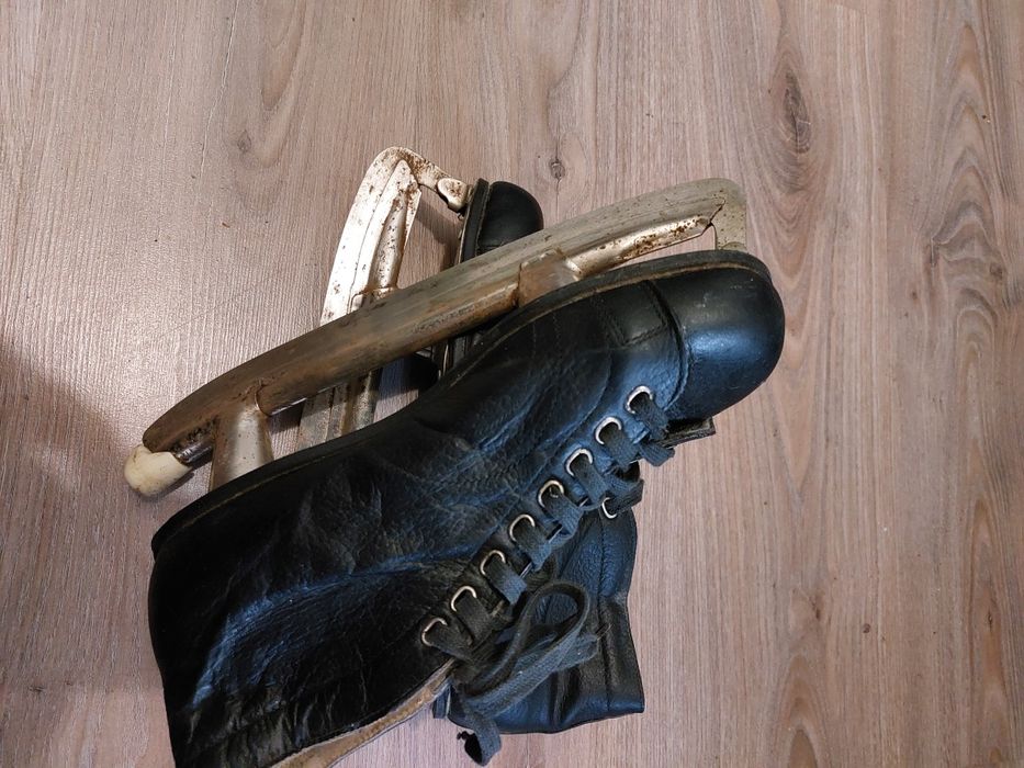 Ковзани чоловічі