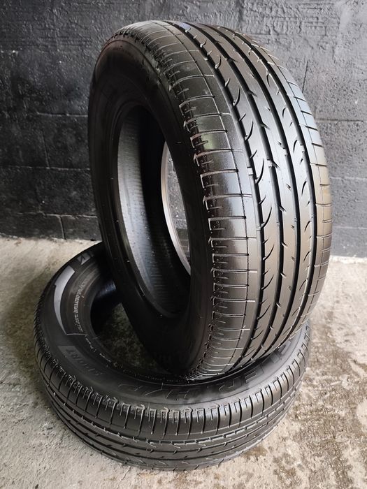 Pneus 235/60r18 Bridgestone Dueler HP Sport com 85% piso