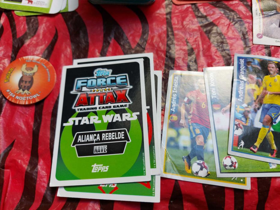 Cromos e cartas de coleções