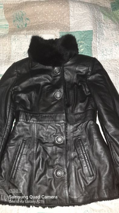 Кожана жіноча зимова куртка