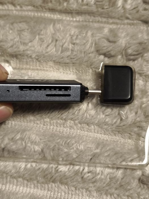 Leitor de cartão SD, leitor de cartão micro SD Vanja com conector USB