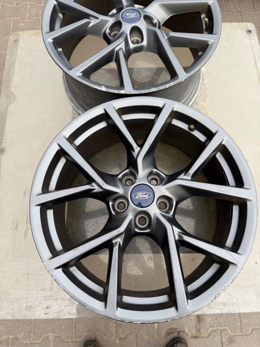 Alufelga Ford ST line 5x 108 8 J x 19 Et 55