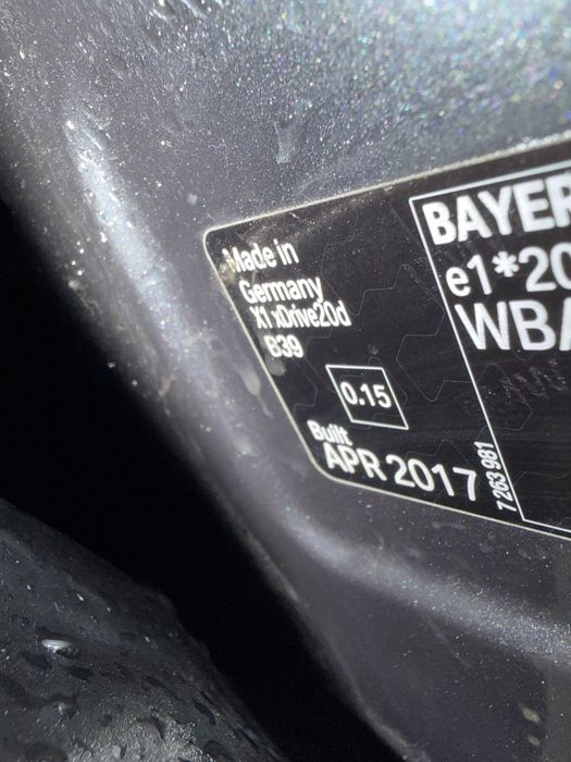 BMW X1 f48 кузов крило поріг кузовщина дах бмв х1 ф48